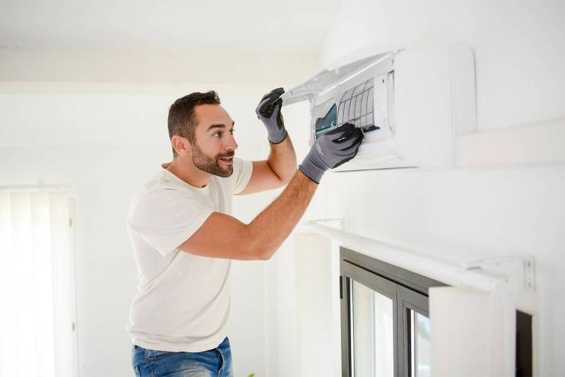 Maintenance de climatisation avec nettoyage et désinfection à Toulouse